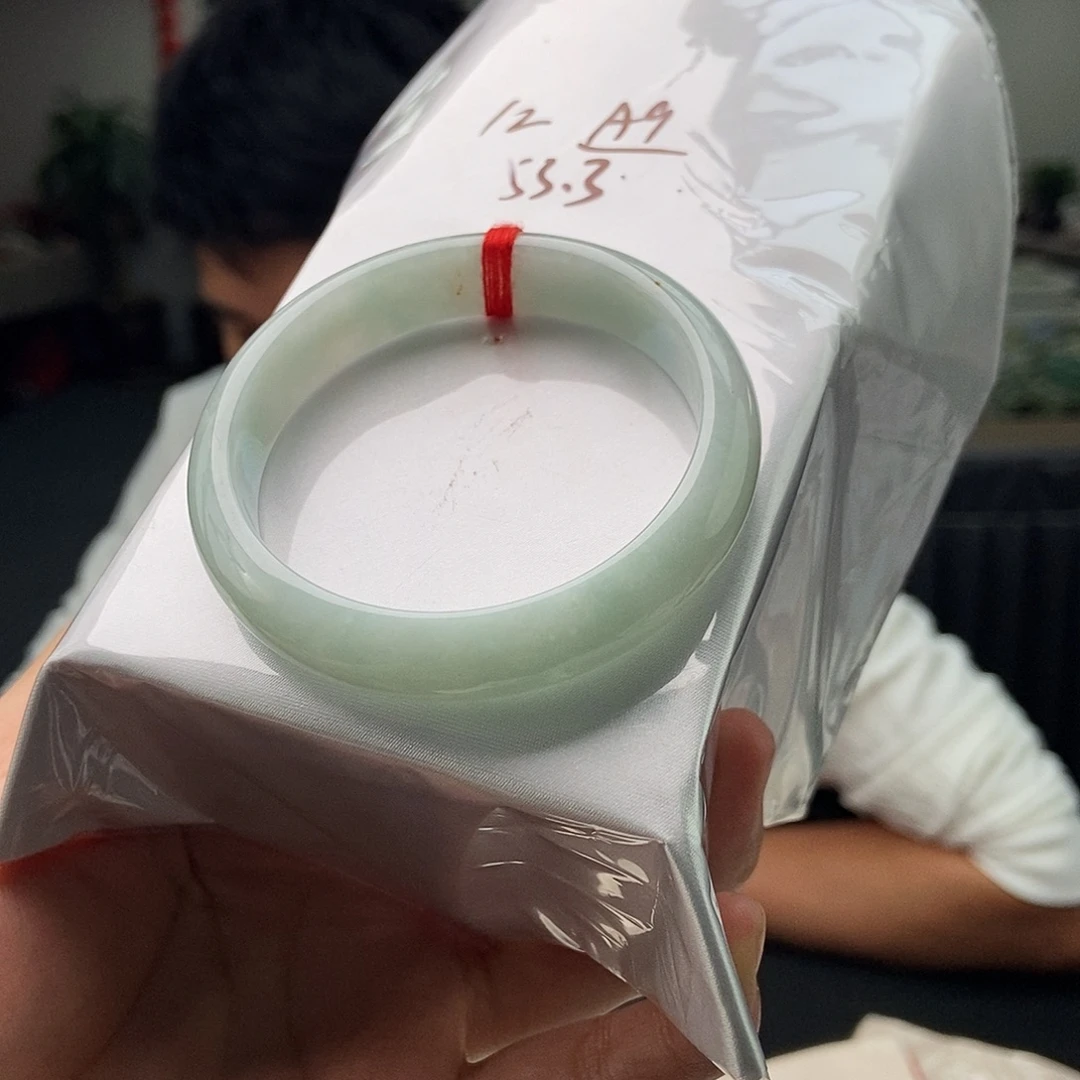 未镶嵌手镯翡翠拍一发一