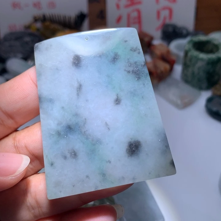 翡翠未镶嵌颈饰保真天然A货翡翠