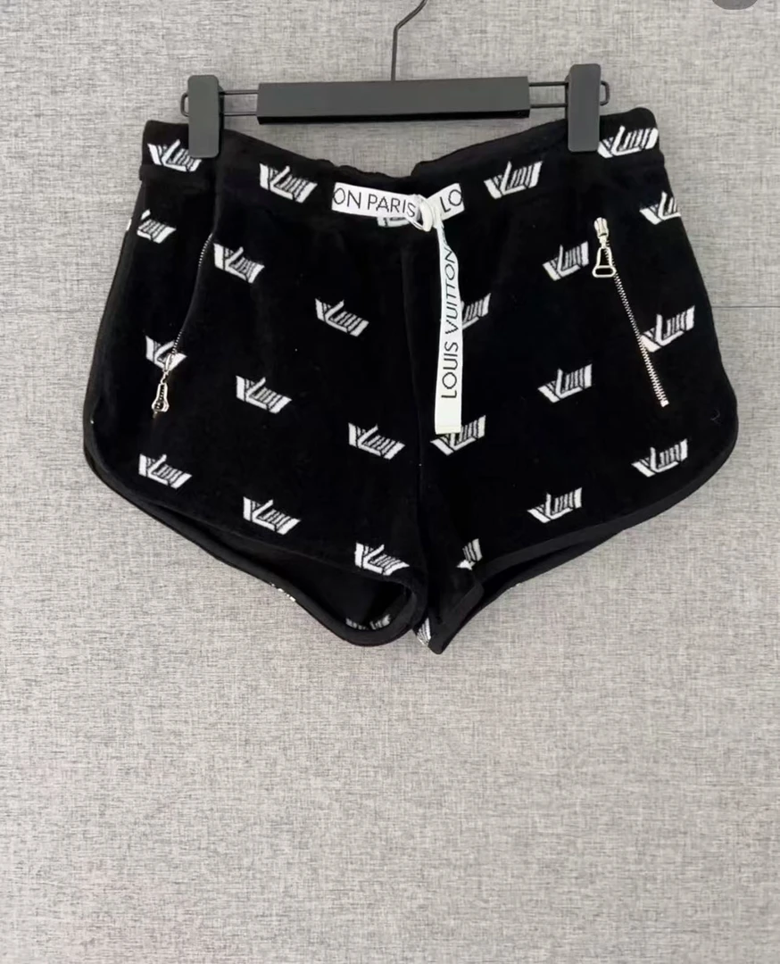 99新 LouisVuitton/路易威登 sm12694355 黑色满印抽绳短裤 s码
