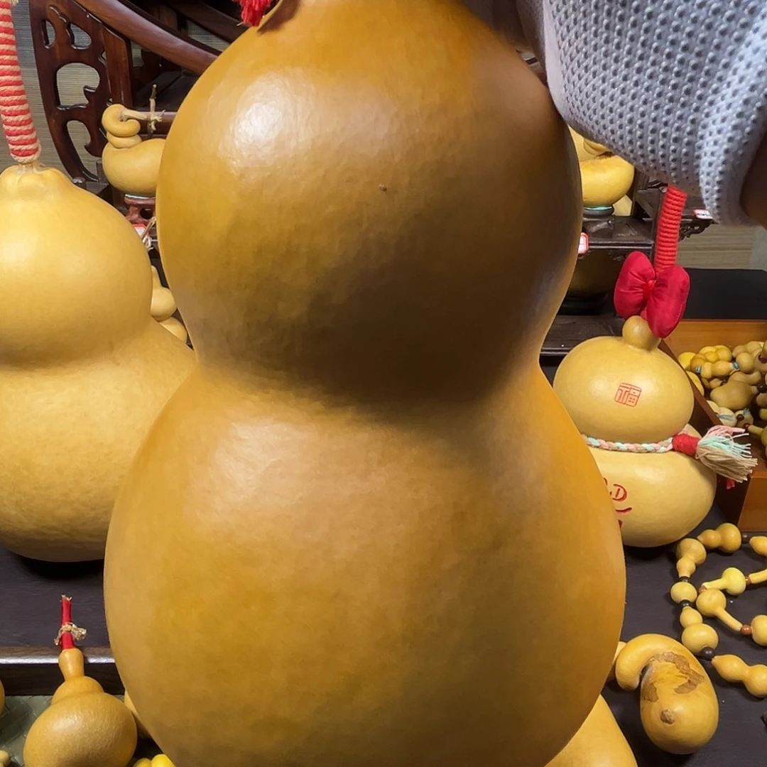 出vv个v嘎嘎嘎嘎嘎嘎