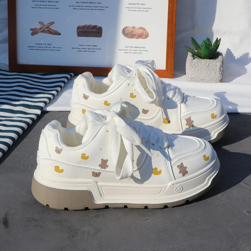 2025秋季新款小众小白鞋女厚底休闲板鞋百搭运动鞋学生面包德训鞋