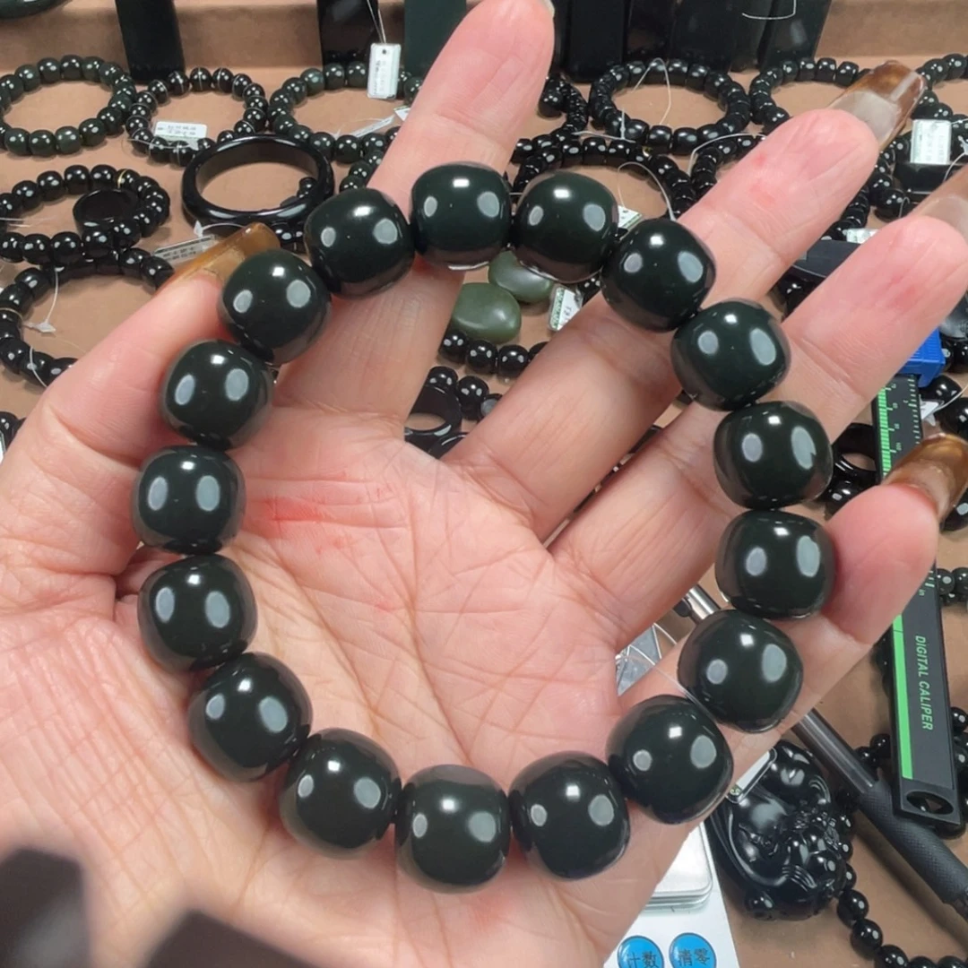 行***者和田玉未镶嵌手串14