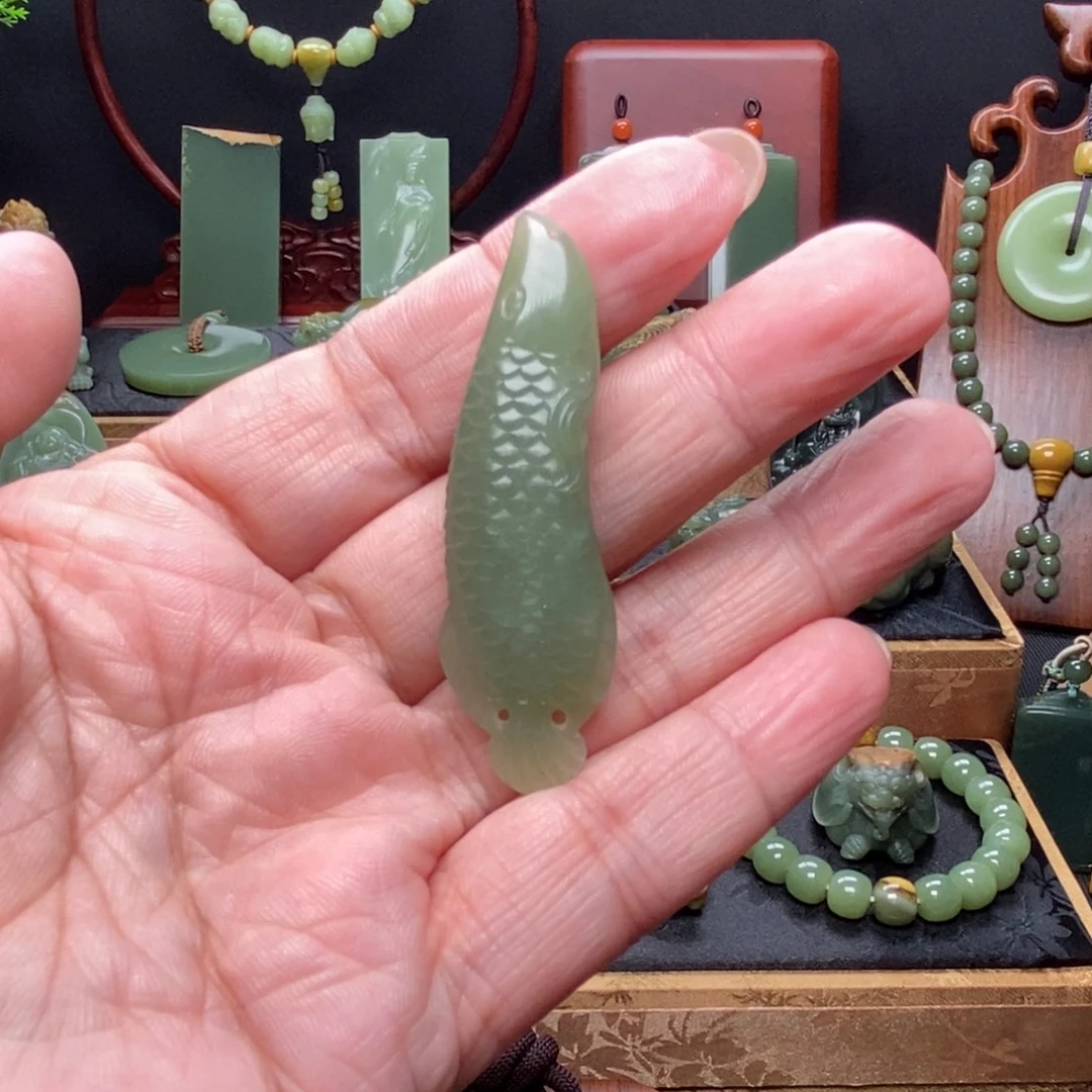 岫岩老玉（透闪石质玉）未镶嵌挂件