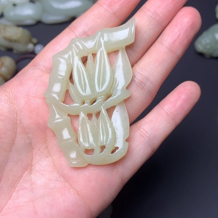 和田玉颈饰未镶嵌特