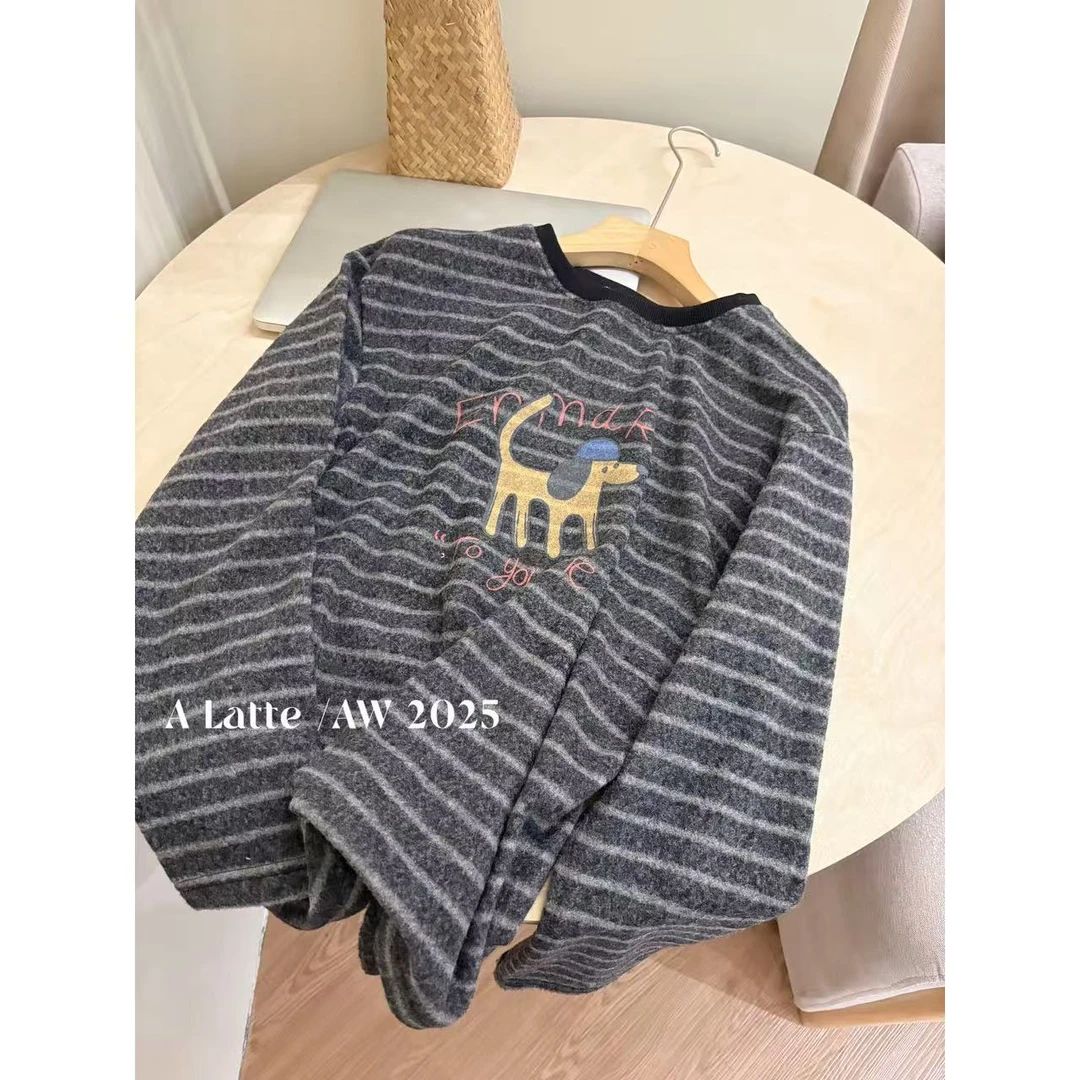 ALatte：蓝帽小狗/  加厚兔绒条纹印花上衣