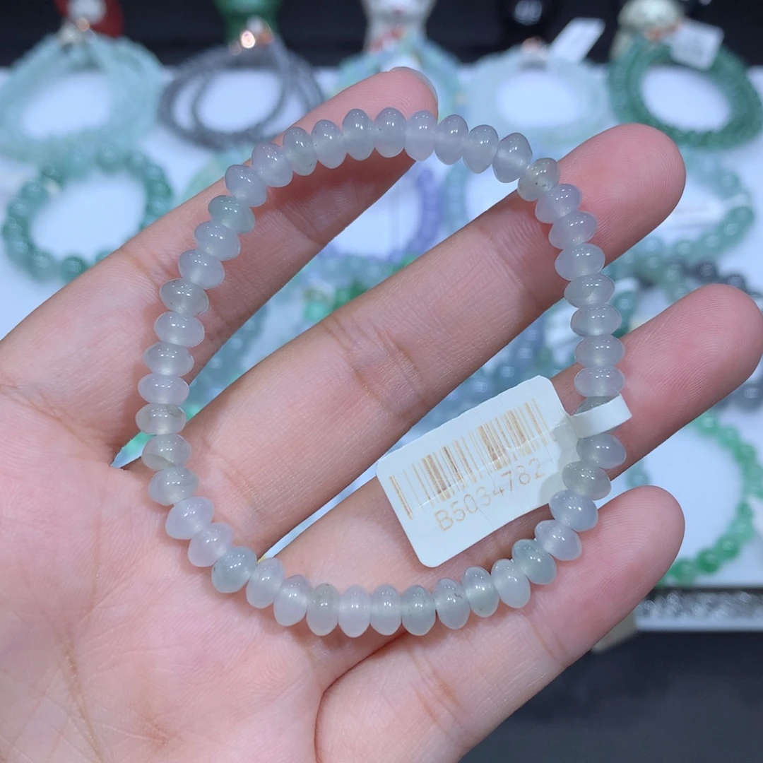 未镶嵌手串翡翠天然