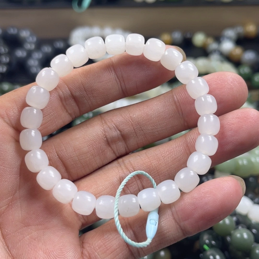 和田玉手串未镶嵌?****人