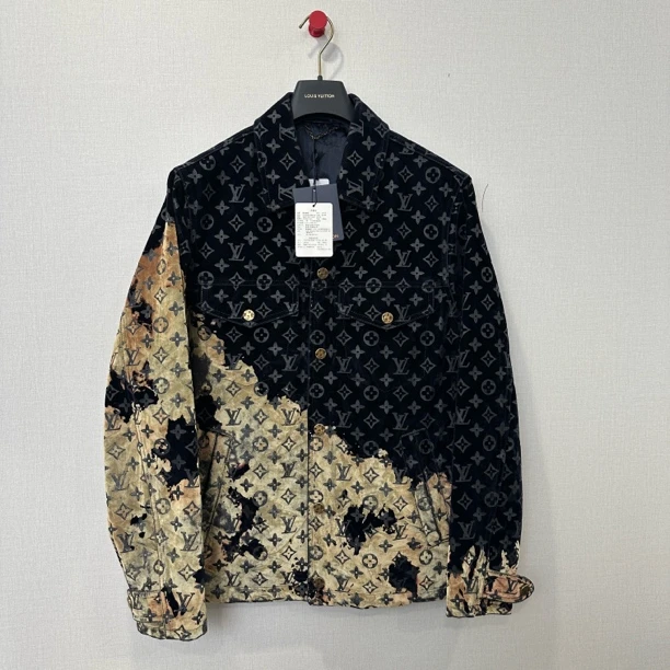 未使用 LouisVuitton/路易威登 火烧云外套/尺码46/编号11777