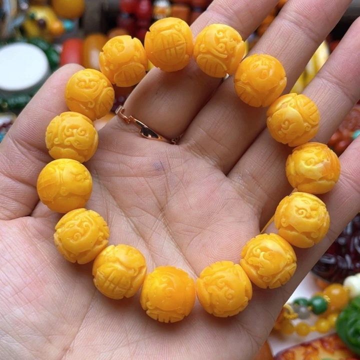 树脂制品35号雕刻手串