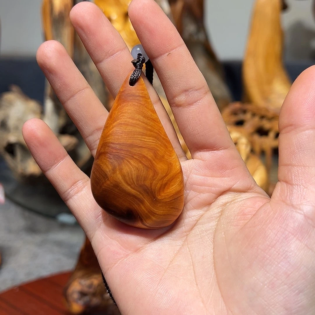 柏木左*崖柏木手把件摆件