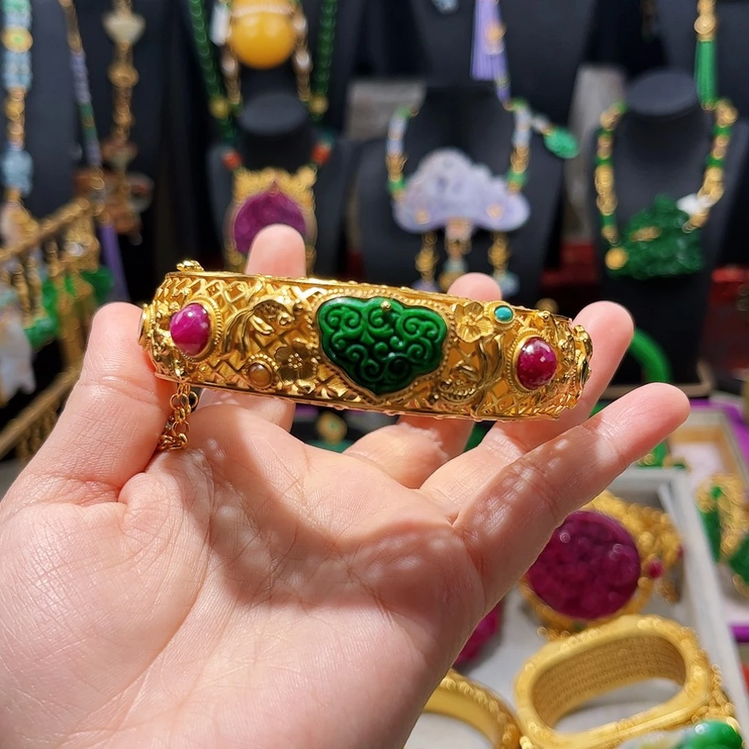 【闪购商品】翡翠手镯银S925镀金镶嵌一*凡福利