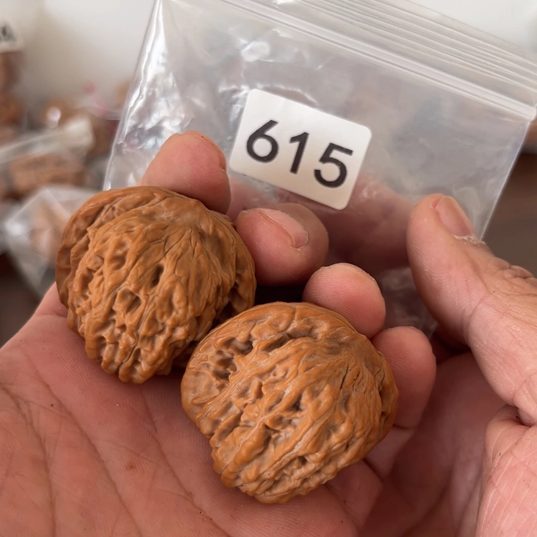 吊坠文玩核桃F*i四座楼40