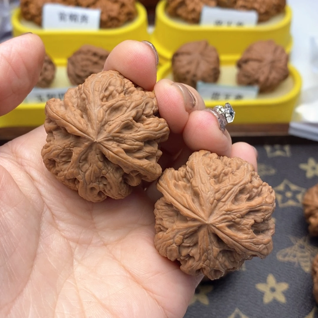 印***记把件文玩核桃675号粗筋