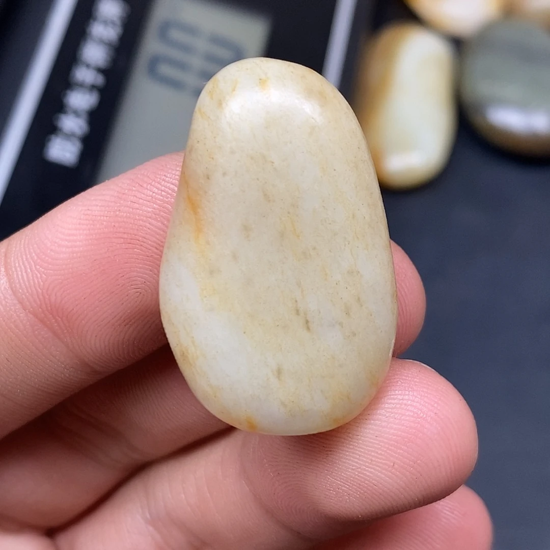 和田玉（糖玉）未镶嵌挂件