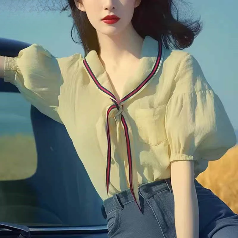 拉夏贝尔短袖衬衫女款爆款夏季网红洋气女炸街别致衣服女装