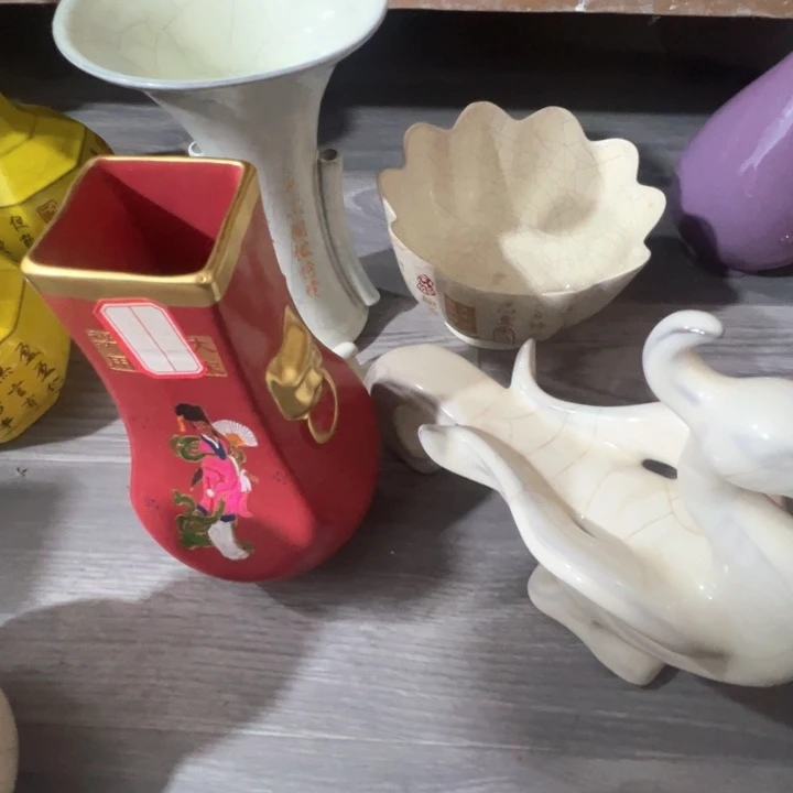 永***远福源阁瓷藏器型有多种