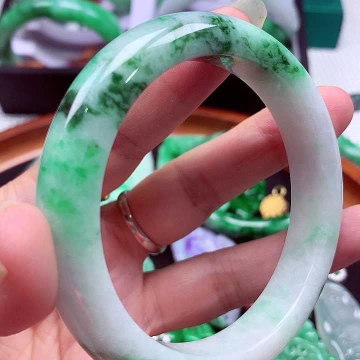 未镶嵌手镯翡翠翡翠