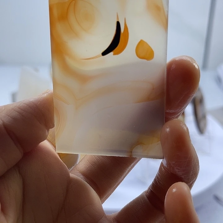 用***8玛瑙/玉髓未镶嵌吊坠(不含链)