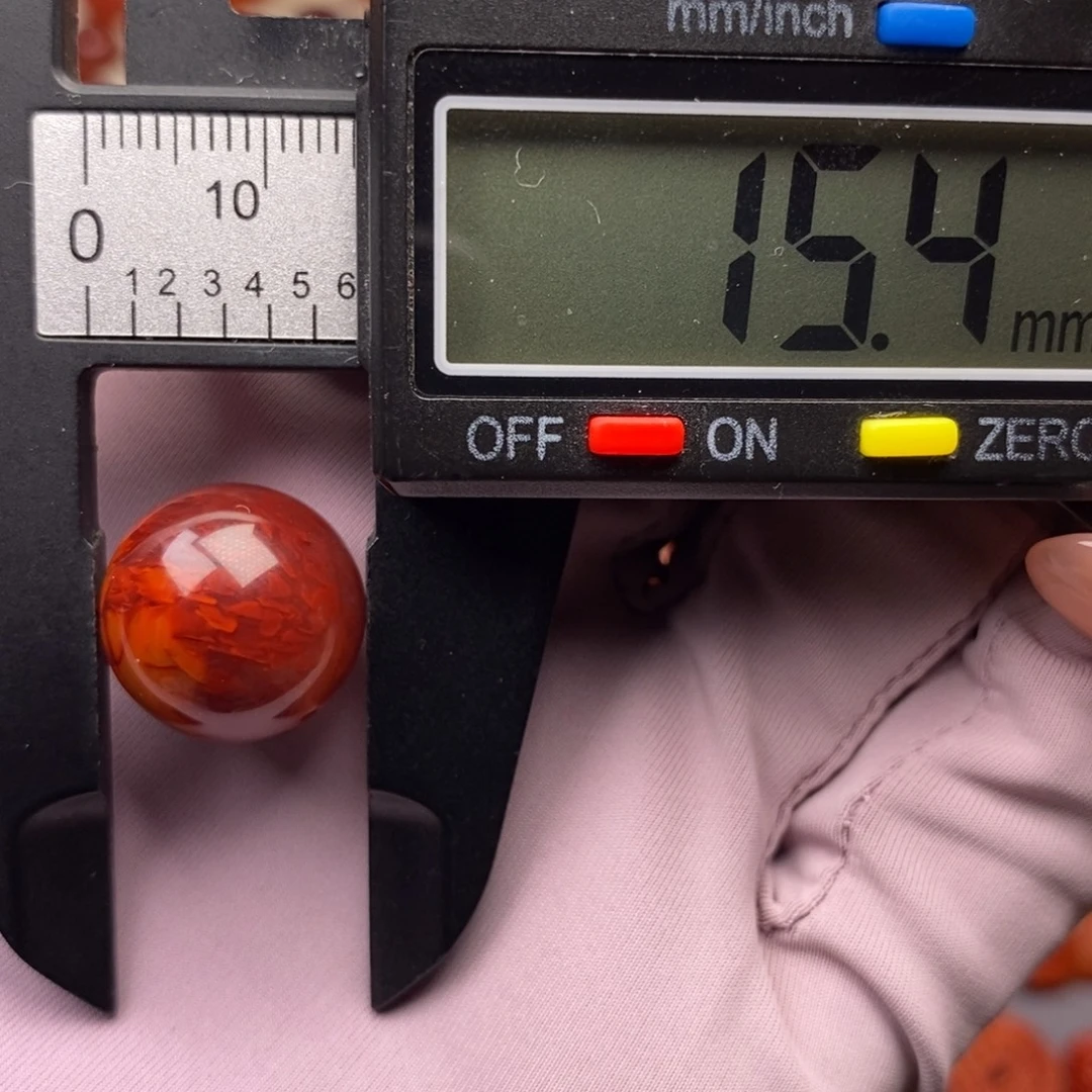 南红玛瑙未镶嵌配饰牛血红柿子火焰纹