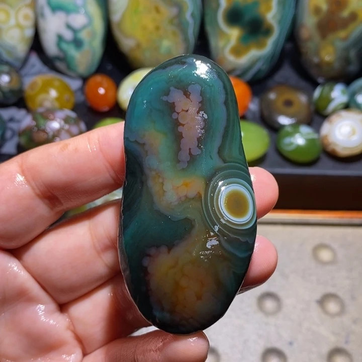 玛瑙/玉髓未镶嵌珠宝半成品