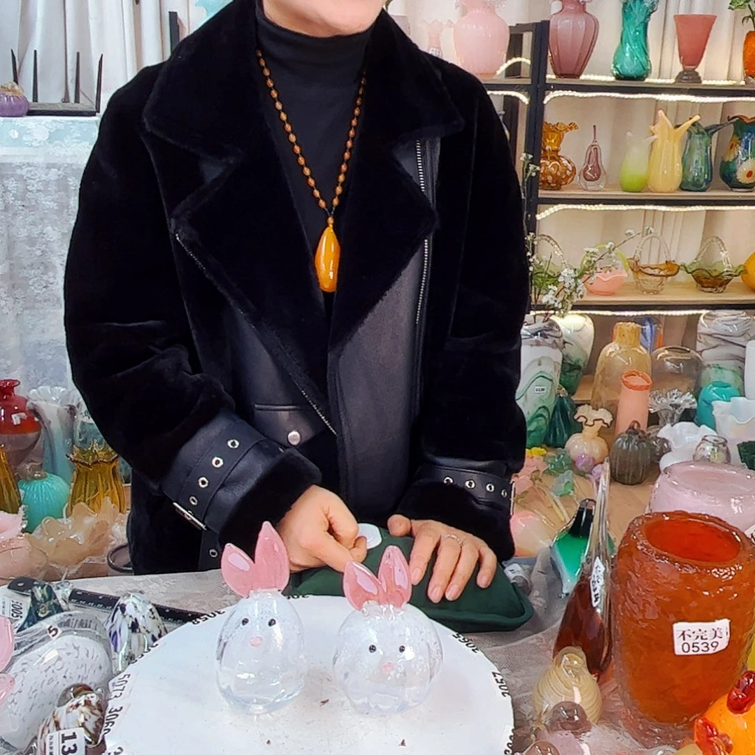 一对兔 家悦琉璃花器摆件