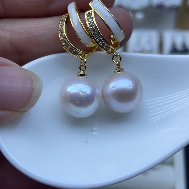 淡水珍珠银S925镶嵌耳饰