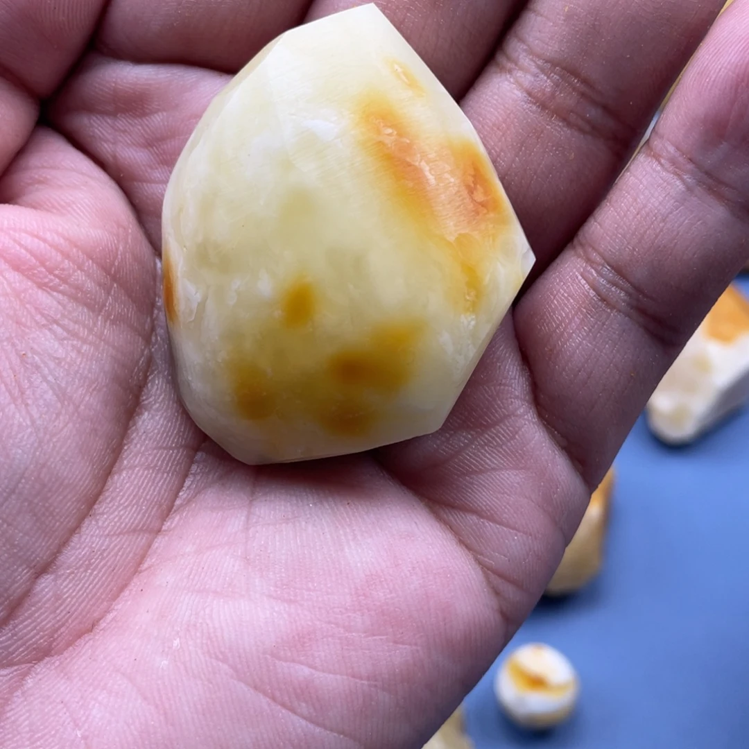 定制琥珀未镶嵌蜜蜡定制