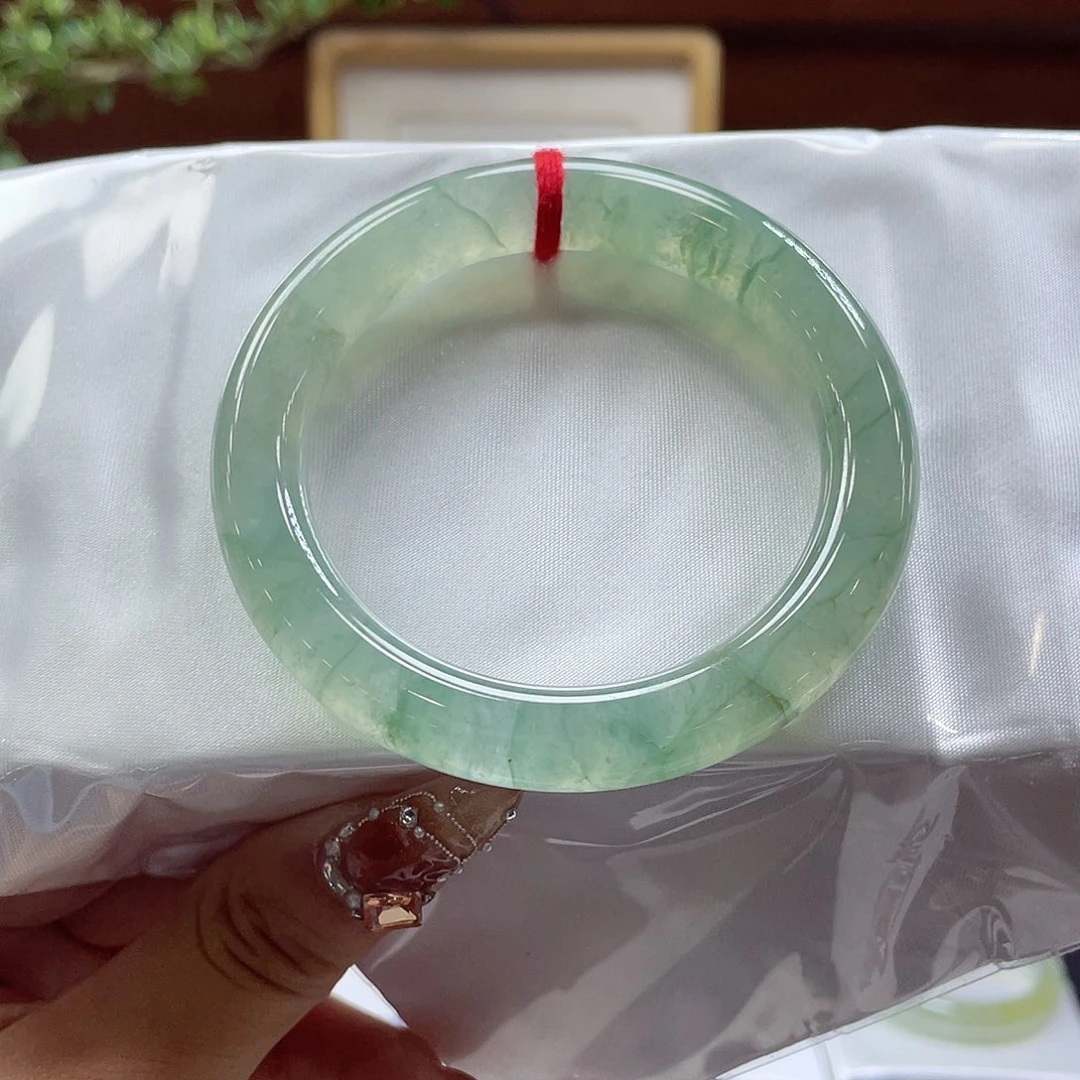 翡翠未镶嵌手镯20 号链接