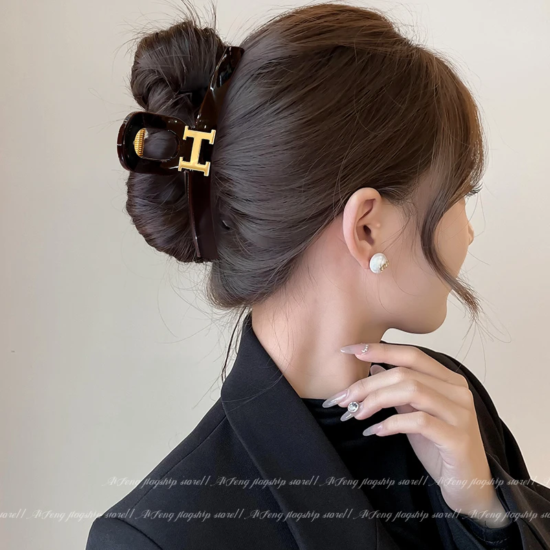 轻奢H抓夹高端女2025新款高级感发夹后脑勺大号发量多鲨鱼夹发饰