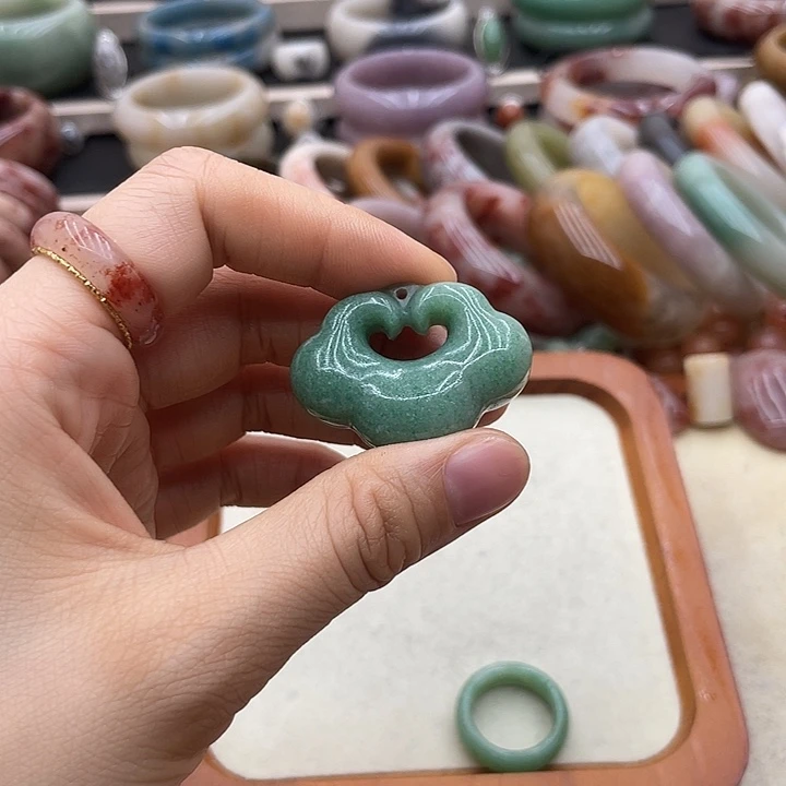 石英质玉圈口60未镶嵌平*