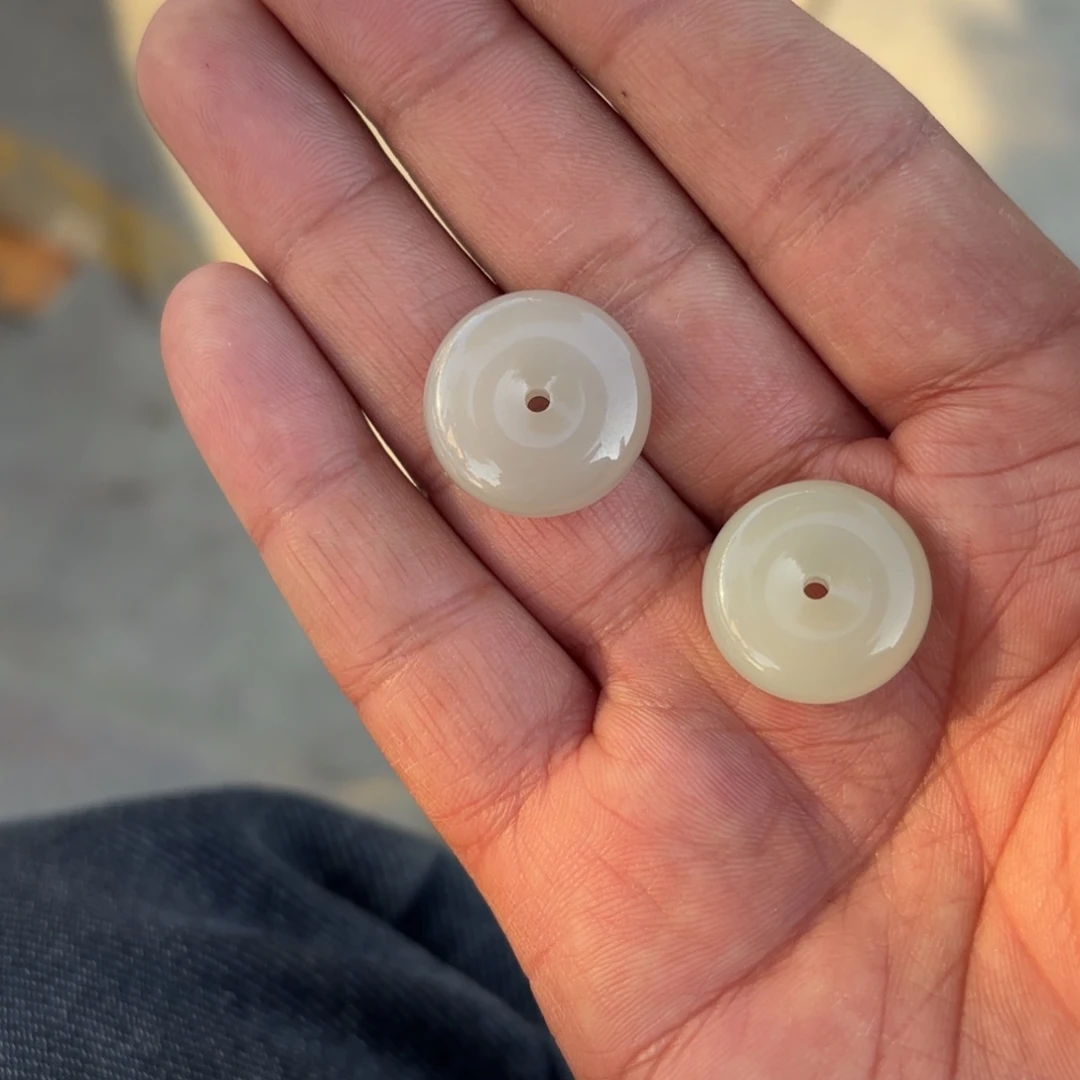 和田玉平安扣未镶嵌多样性发货，拍一发一