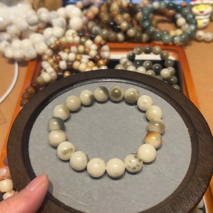 吊坠菩提根/象牙果