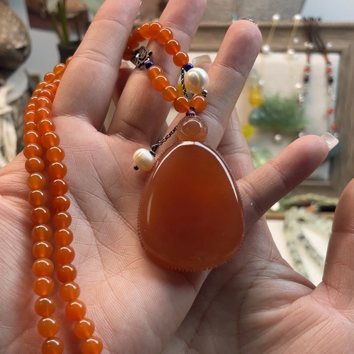 蛇纹石玉吊坠未镶嵌叄*