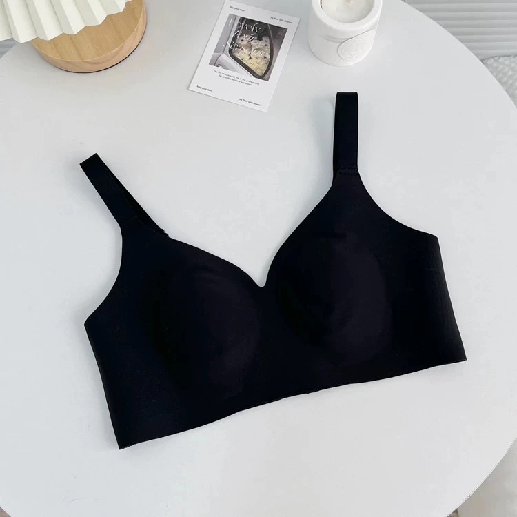 无痕内衣大胸显小薄款无钢圈