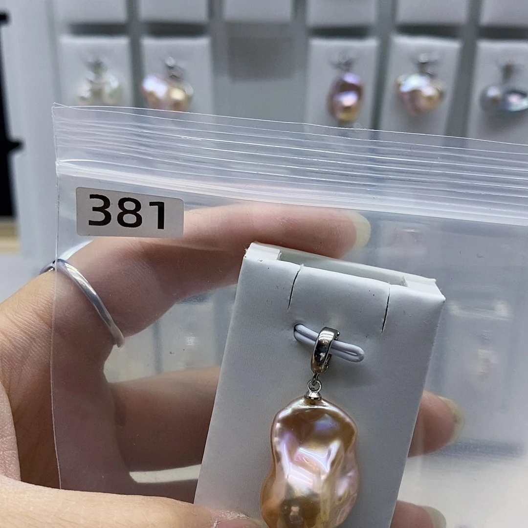 颈饰合金淡水珍珠