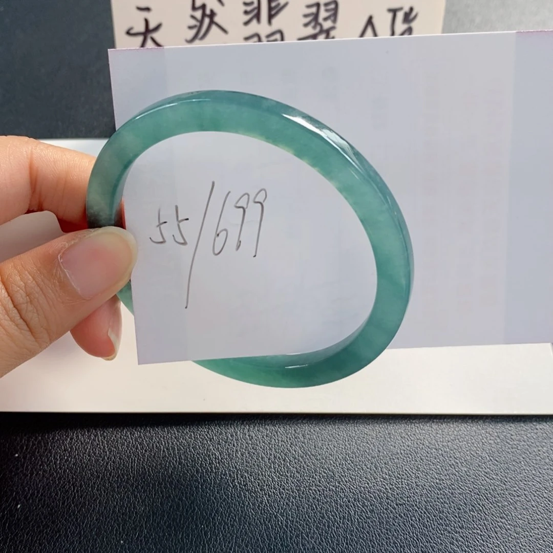 未镶嵌手镯翡翠天然翡翠