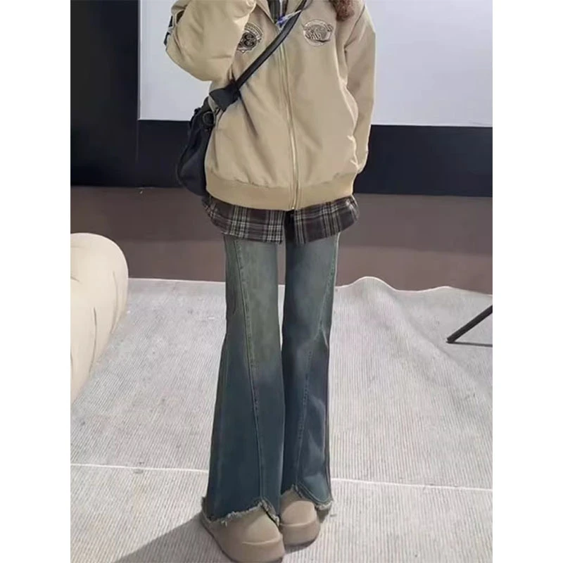 不贴腿开叉微喇裤女大码胖mm直筒宽松显瘦秋季新品毛边喇叭牛仔裤