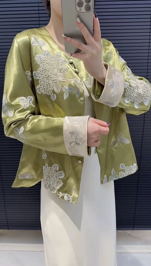 欧若风2025重工提花醋酸缎新中式女春季国风高级感气质上衣