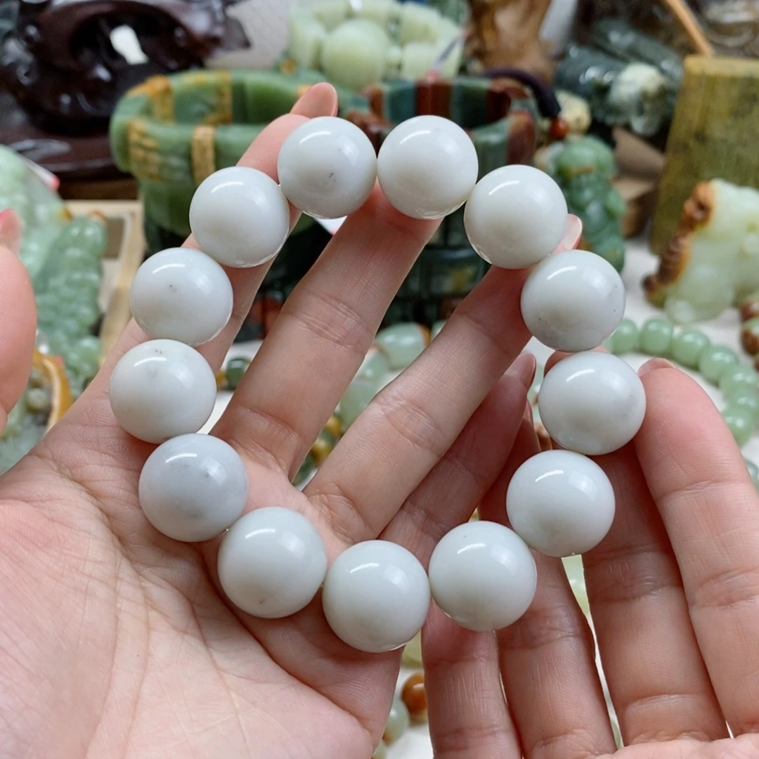 透闪石质玉手链未镶嵌