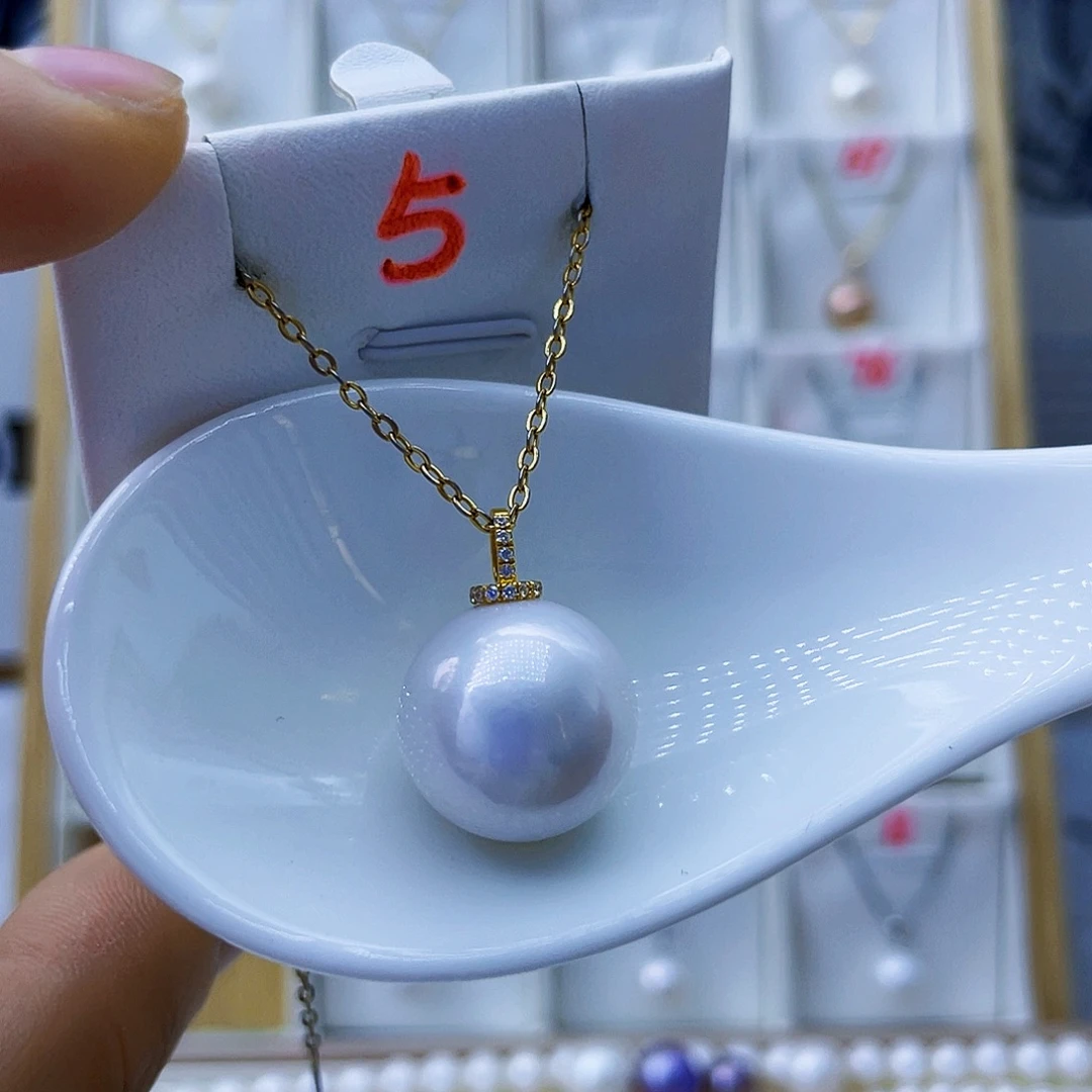 淡水珍珠吊坠(不含链)18K金镶嵌