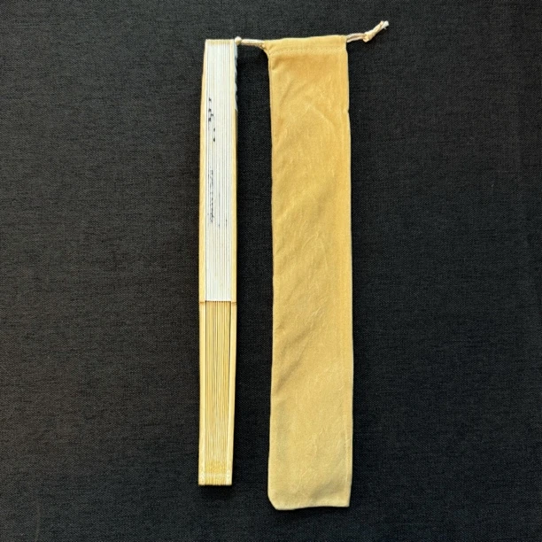 M2纯手绘作品-带扇骨带扇袋