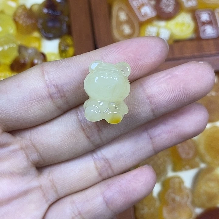橄榄核吊坠小熊49
