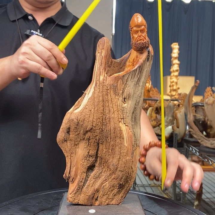 柏木（崖柏）随型摆件