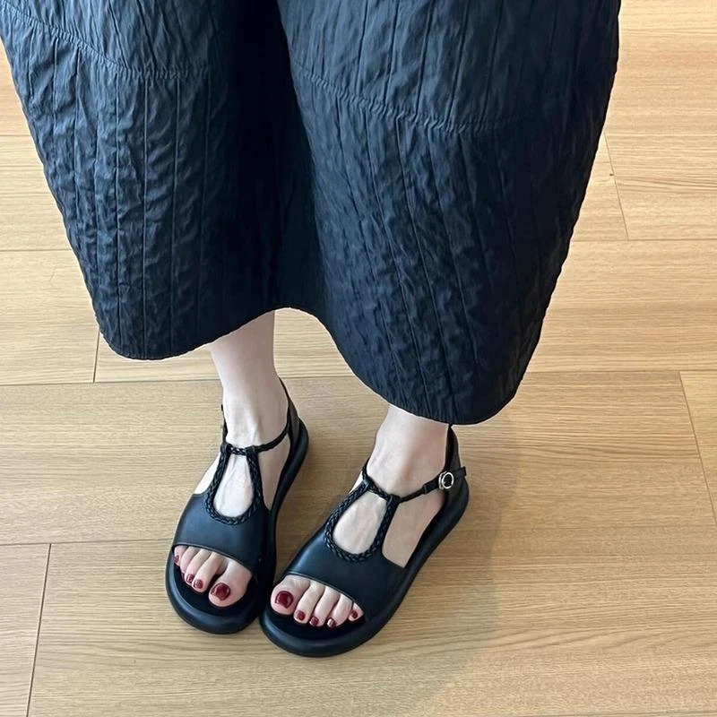 妍妍家黑色凉鞋女夏外穿时尚高级感厚底编织简约小众一字带罗马鞋