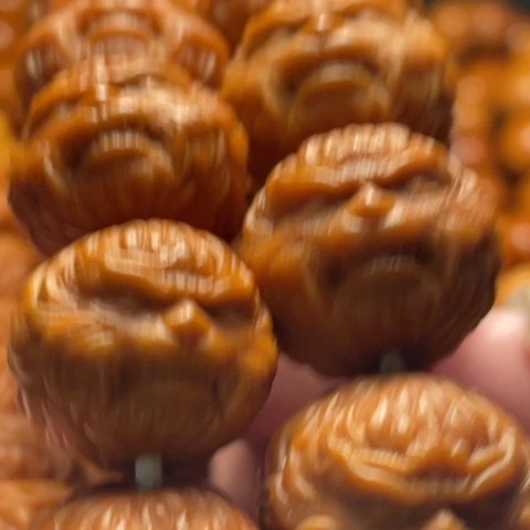 手串猴头核桃郑*卫舞台