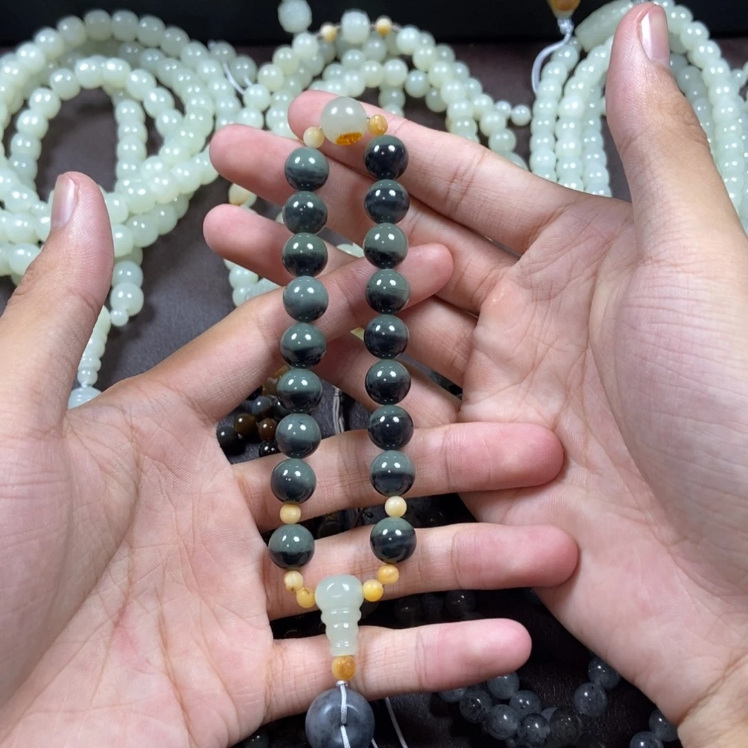 未镶嵌和田玉把件