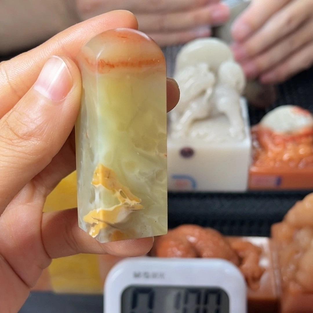 寿山石印石血***?这么大岁数都还