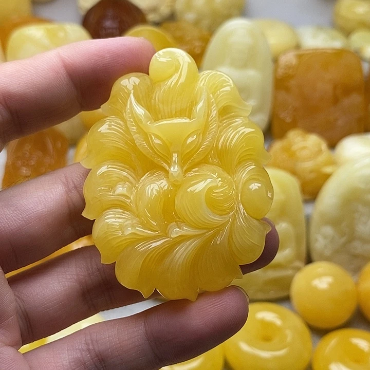琥珀颈饰未镶嵌琥珀蜜蜡吊坠