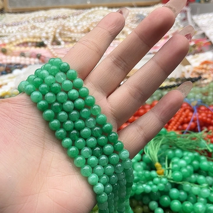 玛瑙/玉髓珠宝半成品未镶嵌一条6mm左右翡翠