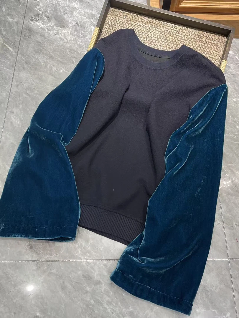 谢美丽-精选圆领下摆松紧拼接丝绒袖卫衣